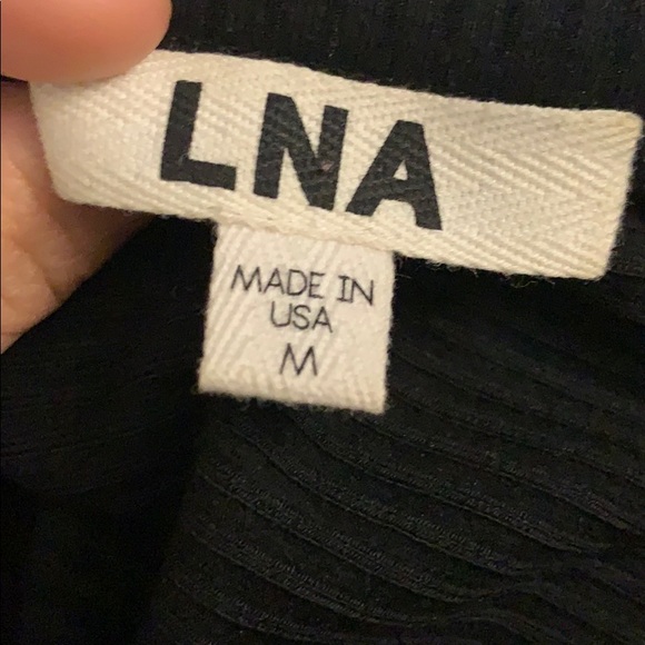 New LNA cutout shoulder ribbed top size medium - Picture 3 of 3